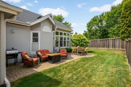 15720 17th Place N, Minneapolis, MN 55447