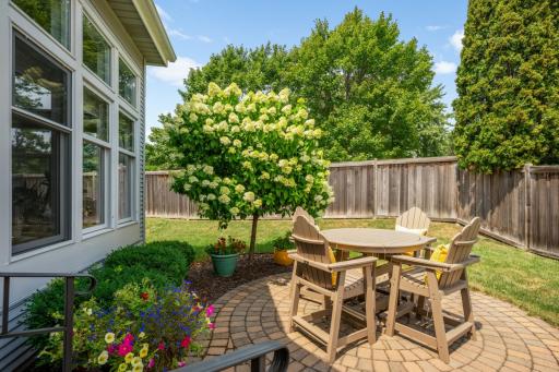 15720 17th Place N, Minneapolis, MN 55447