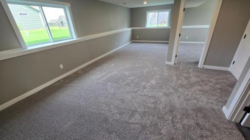 1801 12th Avenue NE, Austin, MN 55912