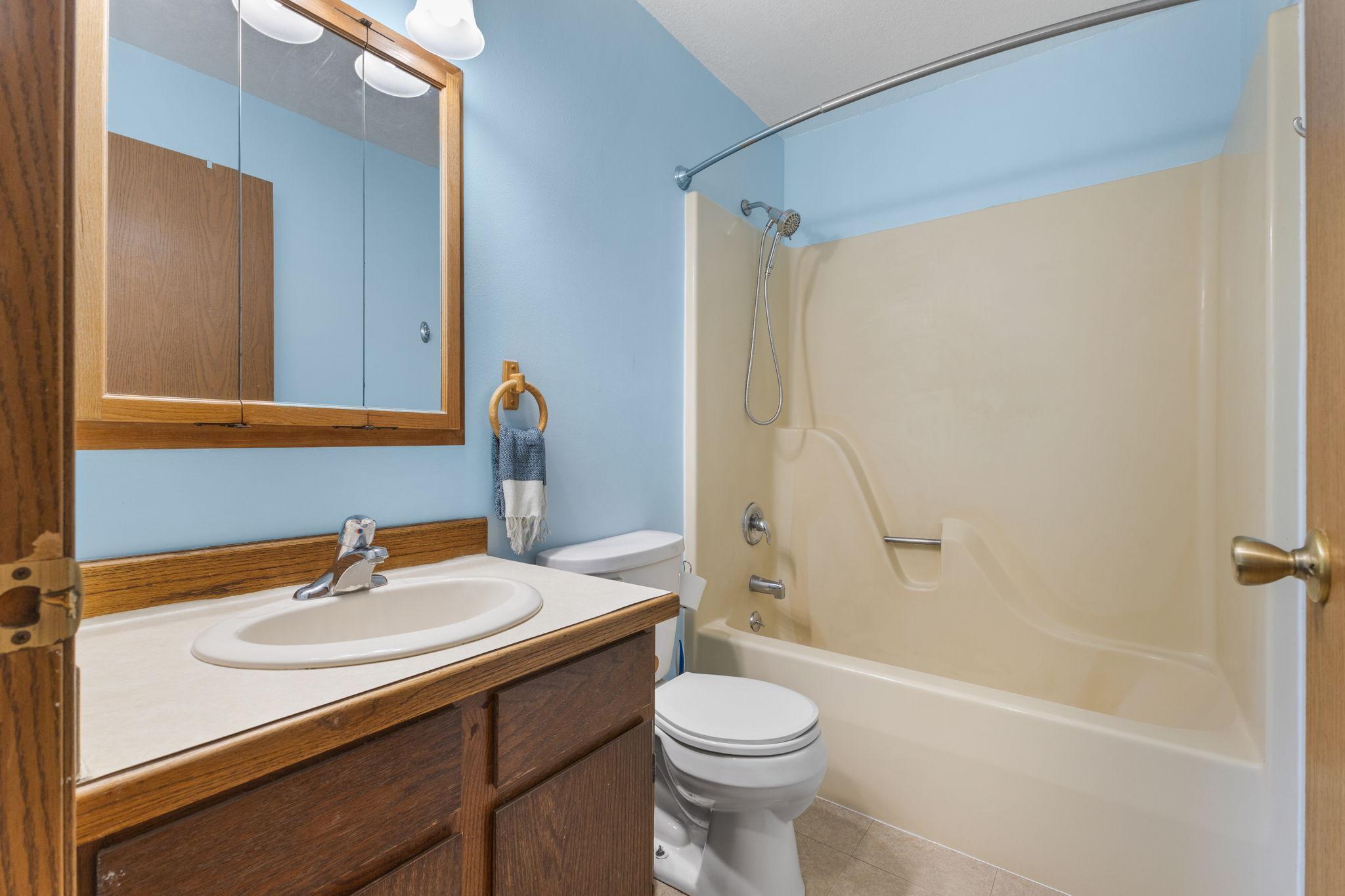 Main floor full bath