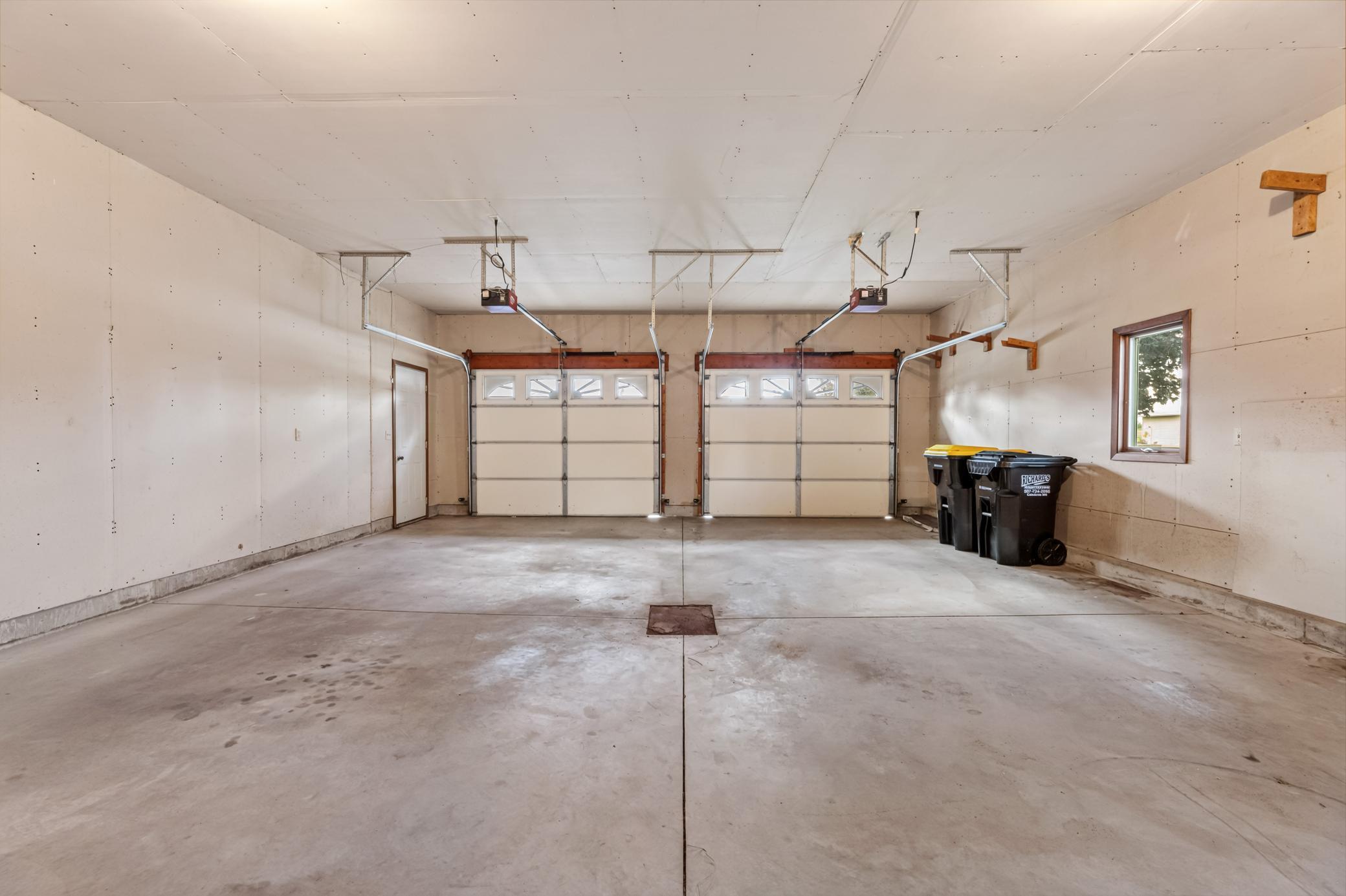 104 5th Ave NW Spring Grrove MN (26).jpg