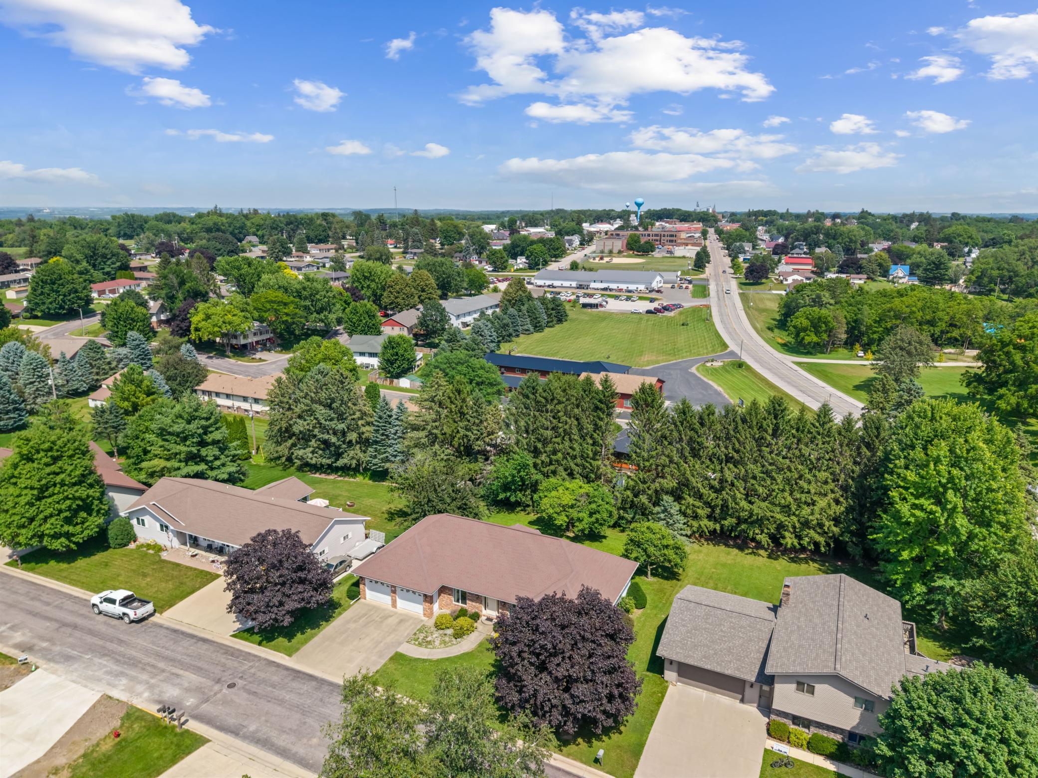 104 5th Ave NW Spring Grrove MN (29).jpg