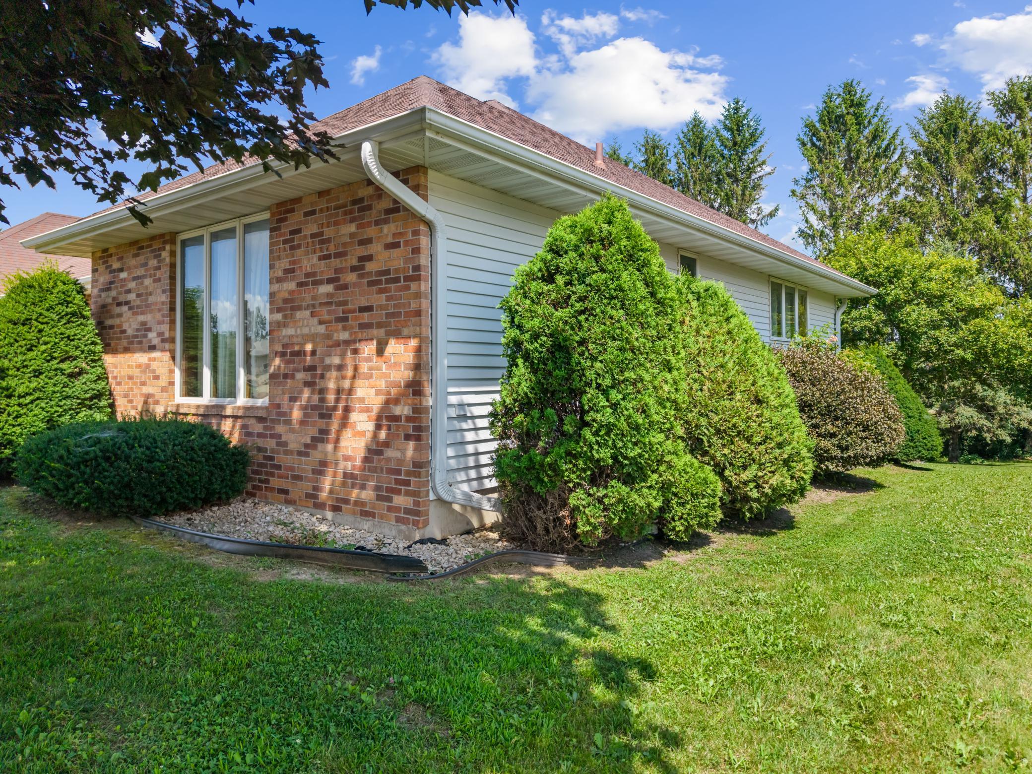 104 5th Ave NW Spring Grrove MN (31).jpg