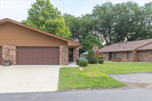 2205 Baihly Court SW, Rochester, MN 55902