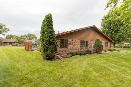 2205 Baihly Court SW, Rochester, MN 55902