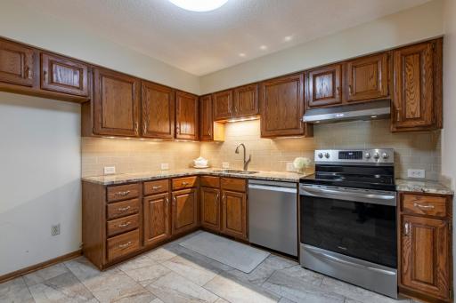 2205 Baihly Court SW, Rochester, MN 55902