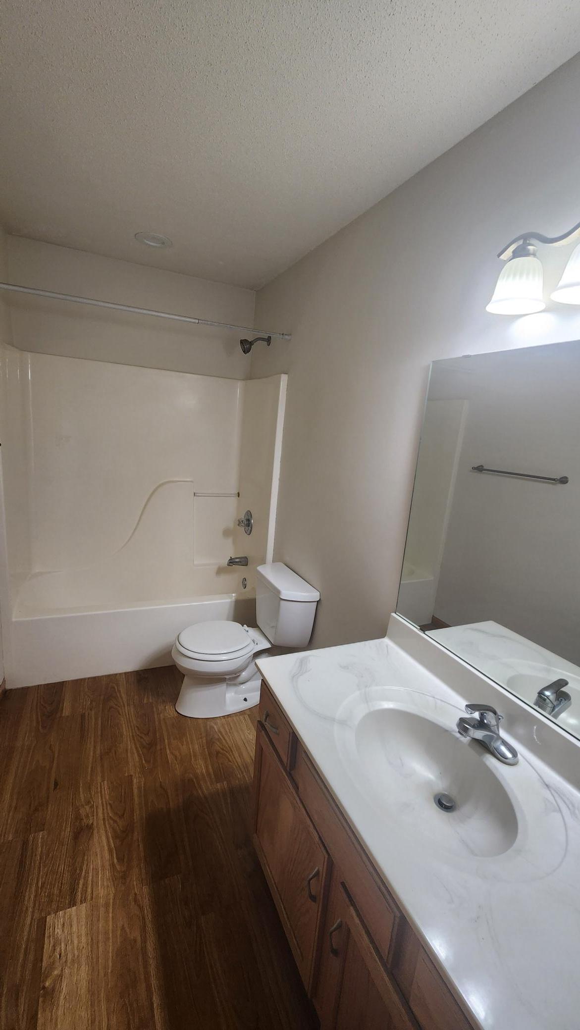 upper full bath