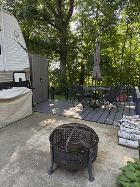 Deck for outdoor dining and storage.jpg