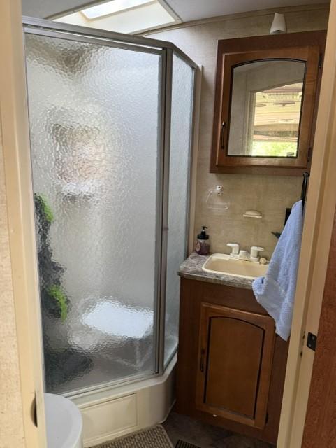 Three Quarter Bath.jpg
