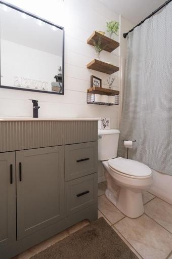 Main Floor Bathroom