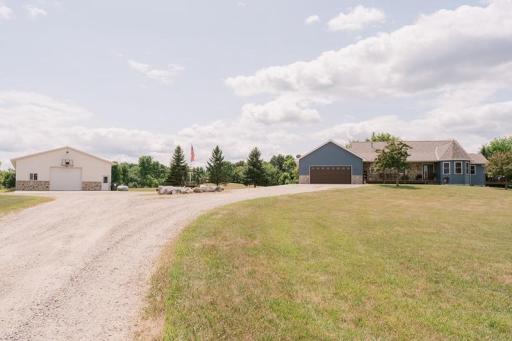 9199 50th Street NW, Annandale, MN 55302