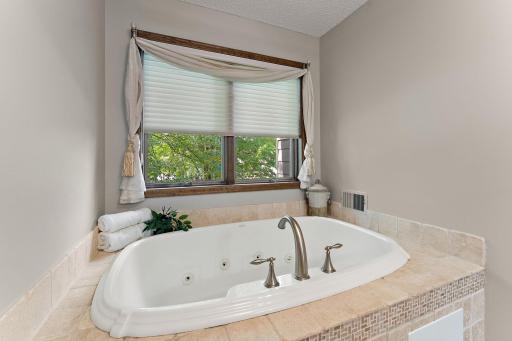 17739 Layton Path, Lakeville, MN 55044