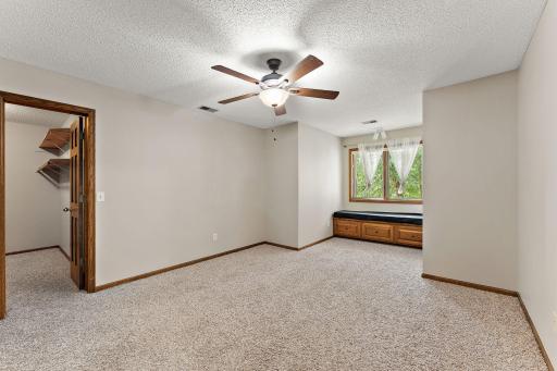 17739 Layton Path, Lakeville, MN 55044