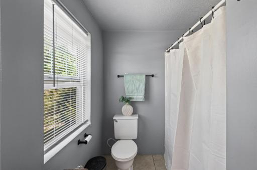158 Moreland Avenue E, West Saint Paul, MN 55118