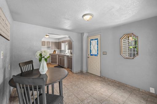 158 Moreland Avenue E, West Saint Paul, MN 55118