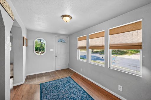 158 Moreland Avenue E, West Saint Paul, MN 55118