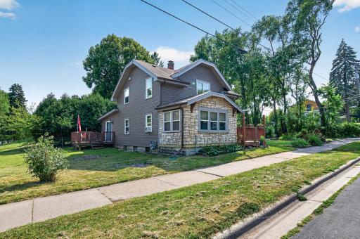 158 Moreland Avenue E, West Saint Paul, MN 55118