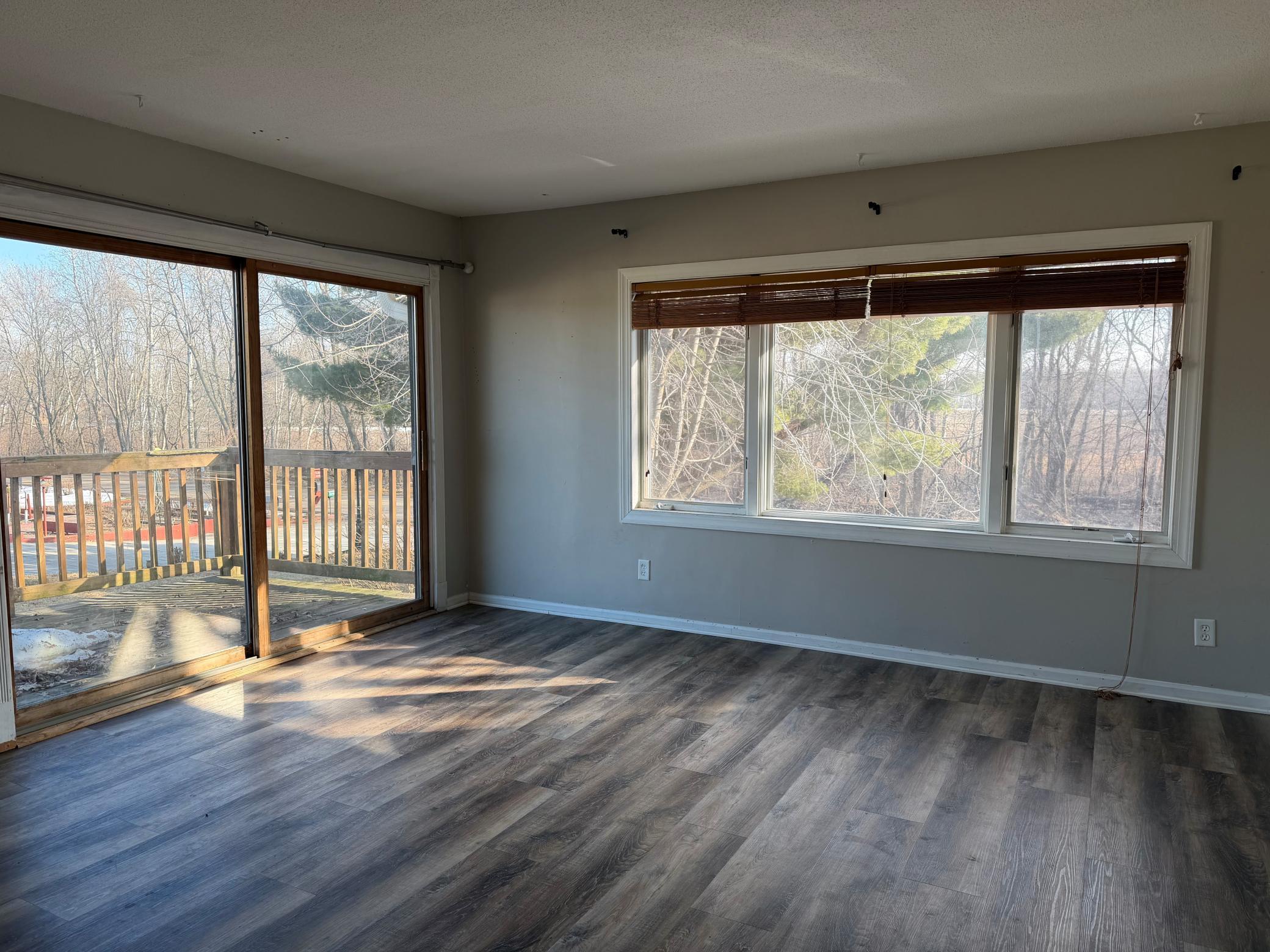 1251 167th living room SE Exposure