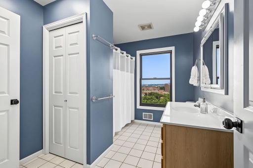 Upper level full bath