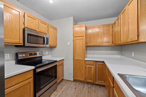 7291 Bren Lane, Eden Prairie, MN 55346