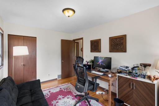 2245 Beam Avenue, Maplewood, MN 55109