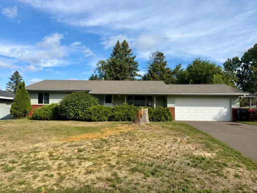 2245 Beam Avenue, Maplewood, MN 55109