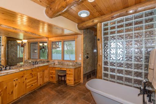 2468 Maple Drive SW, Nisswa, MN 56468