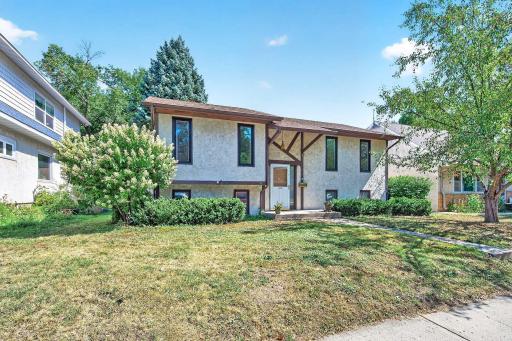 3833 40th Avenue S, Minneapolis, MN 55406