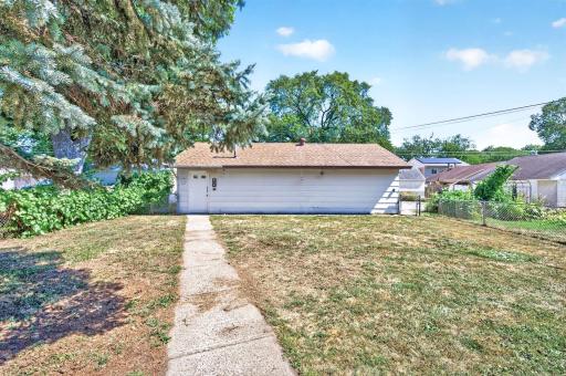 3833 40th Avenue S, Minneapolis, MN 55406