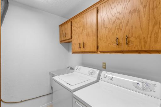 659 Belland Avenue, Vadnais Heights, MN 55127