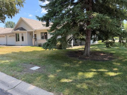 659 Belland Avenue, Vadnais Heights, MN 55127