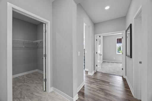 Butler pantry between kitchen and dining room