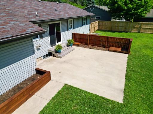 916 Birch Avenue W, Hector, MN 55342