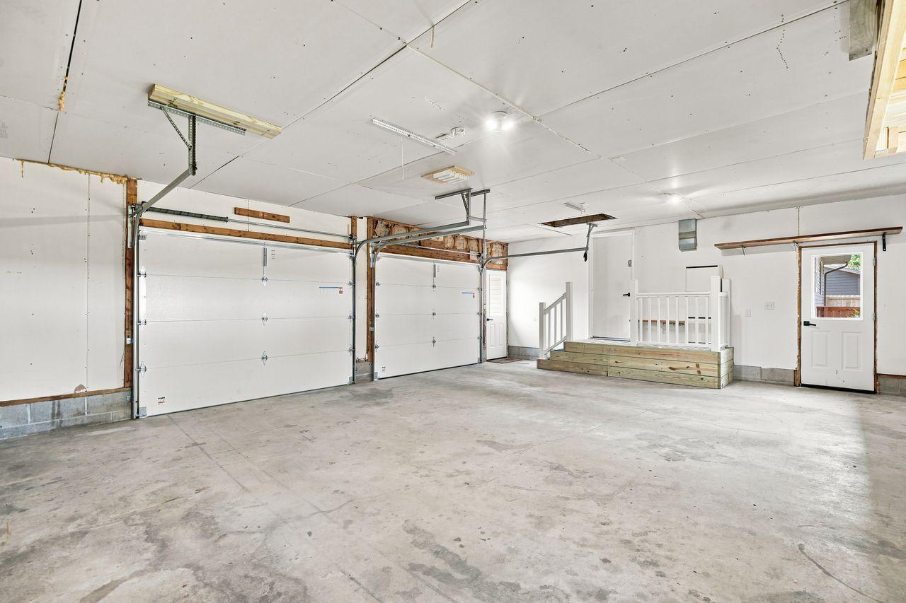 Attached 3 Stall Garage
