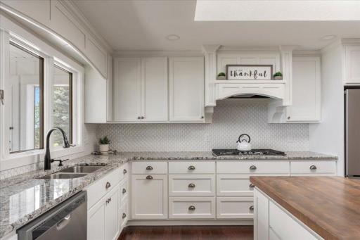 22609 Hole In The Day Drive, Nisswa, MN 56468