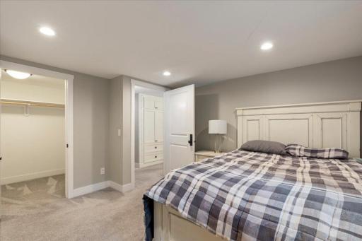 22609 Hole In The Day Drive, Nisswa, MN 56468