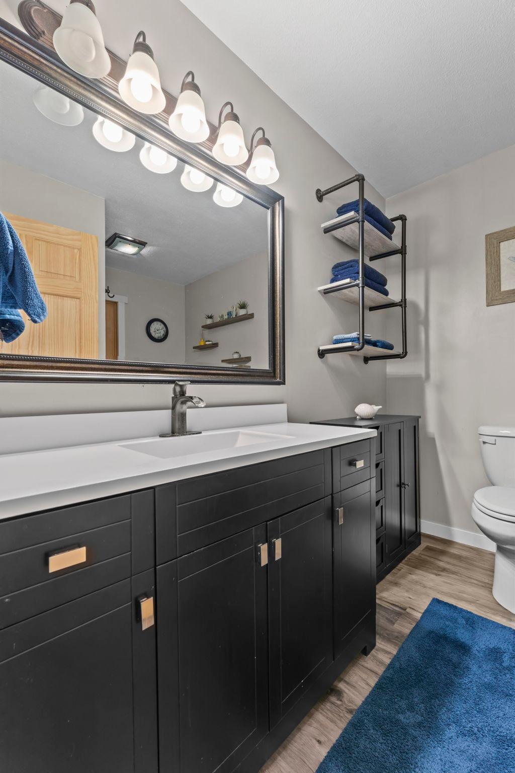 18-web-or-mls-681 Utah Ave-83.jpg