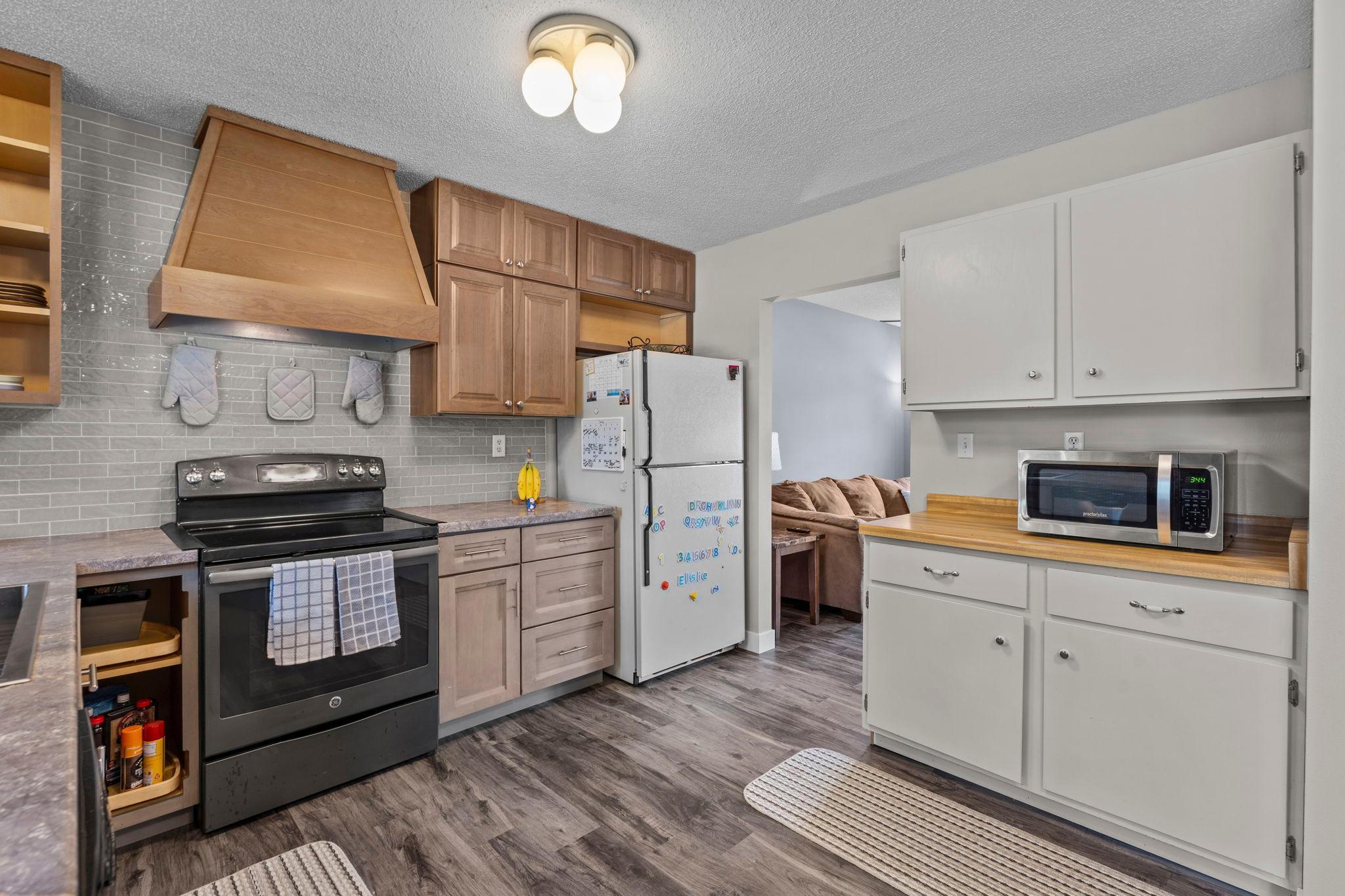 12-web-or-mls-681 Utah Ave-38.jpg