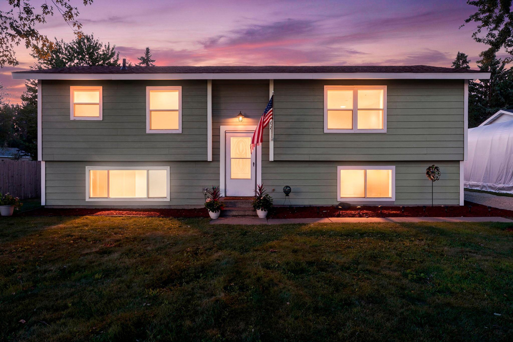 1-web-or-mls-681 Utah Ave-223 copy - Copy.jpg