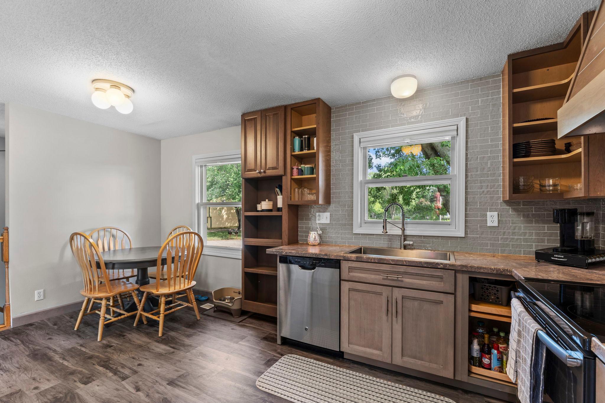 14-web-or-mls-681 Utah Ave-48.jpg