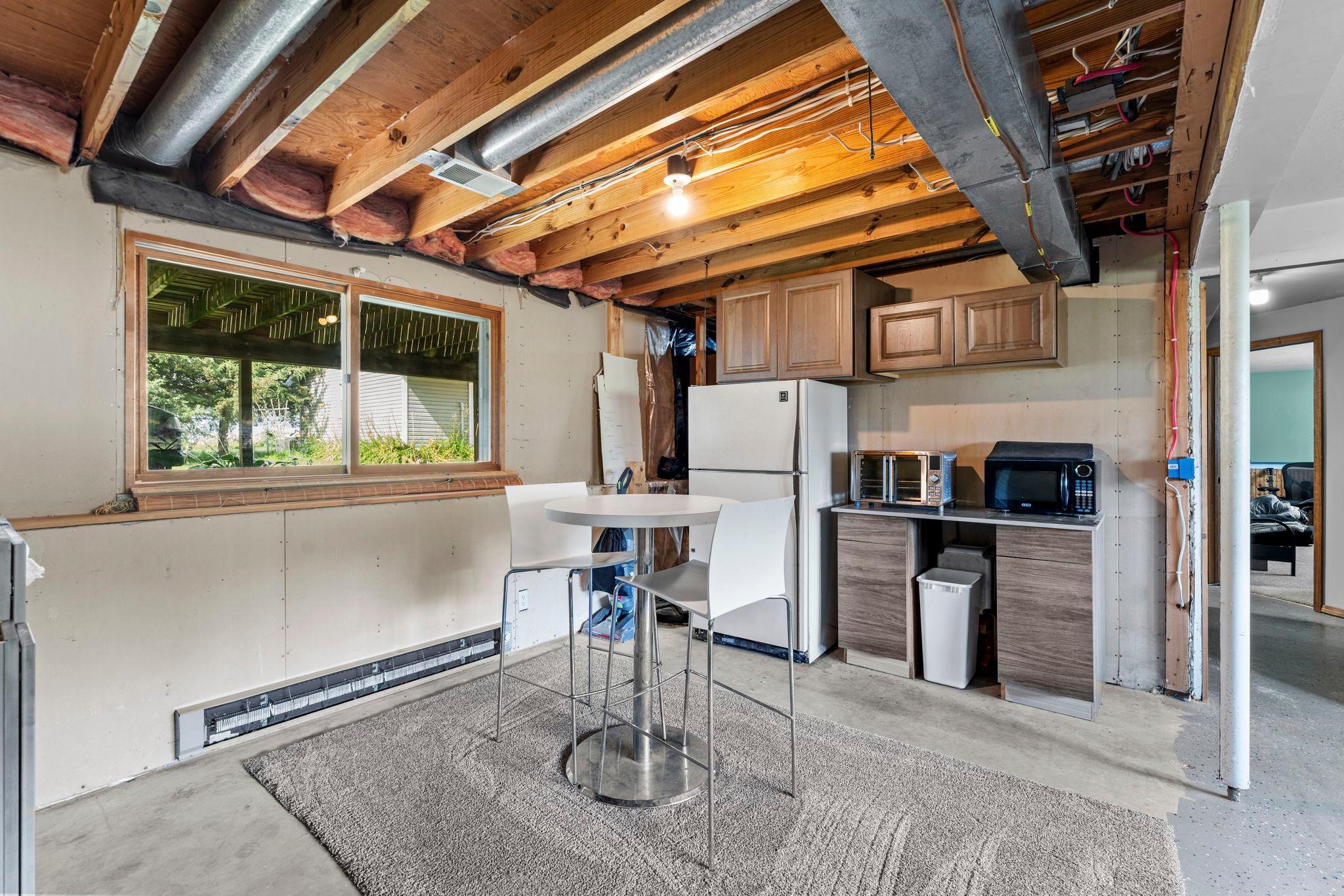 29-web-or-mls-681 Utah Ave-123.jpg