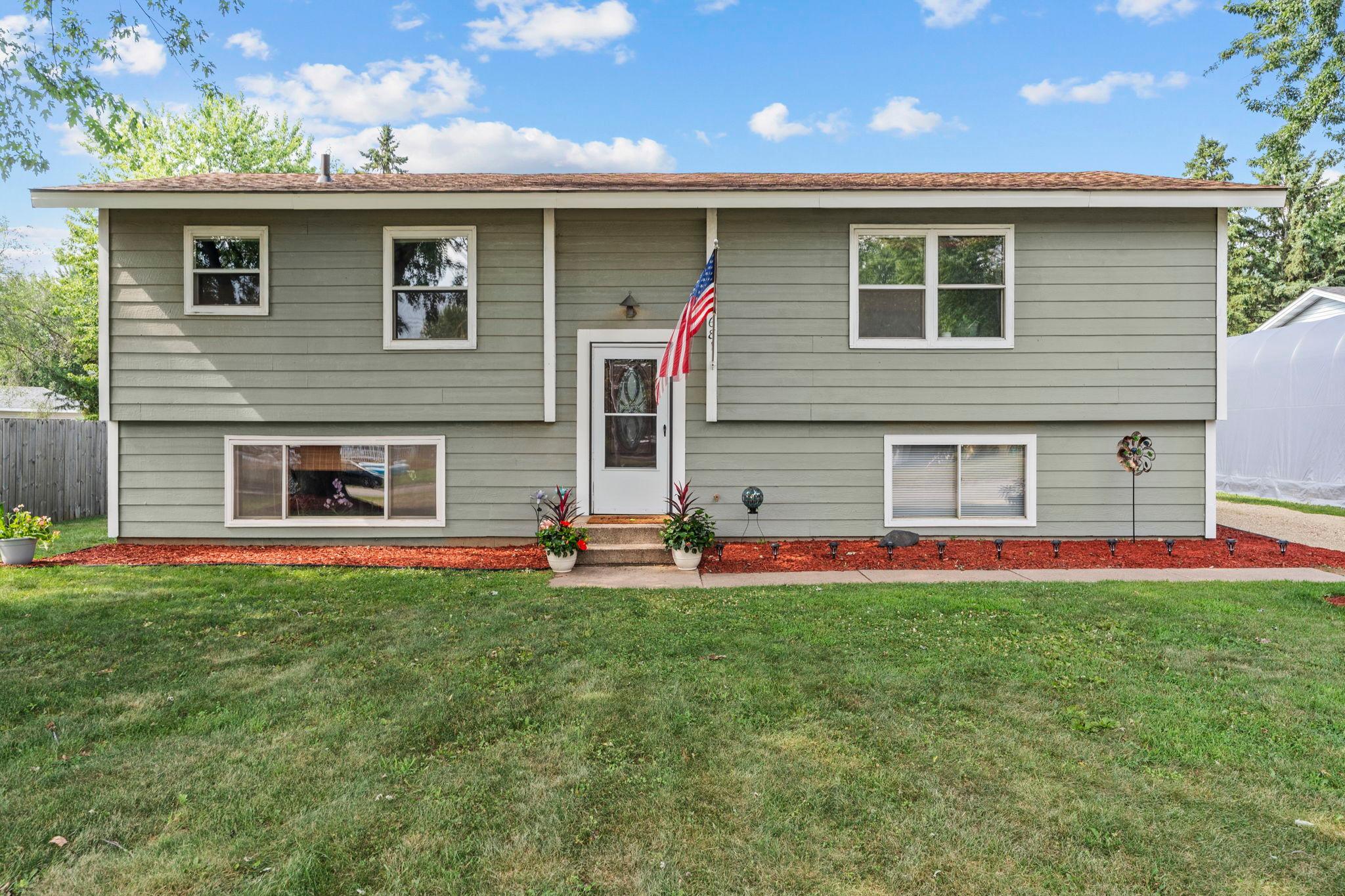 2-web-or-mls-681 Utah Ave-223.jpg