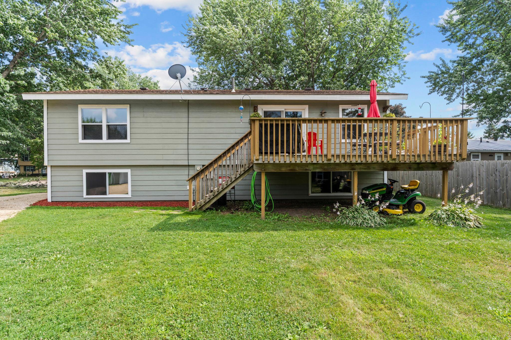 42-web-or-mls-681 Utah Ave-188.jpg