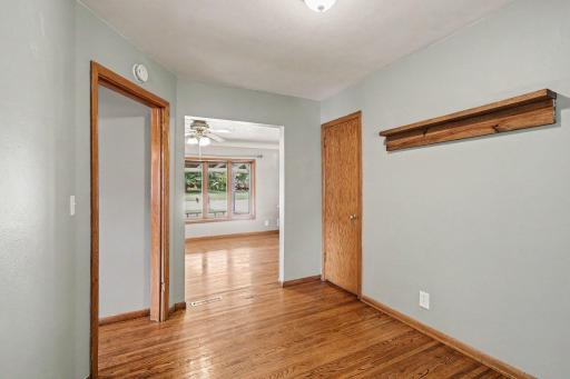 Flex space for dining room or sitting room