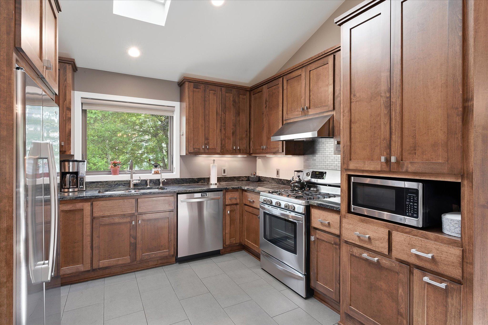 Gorgeous updated kitchen