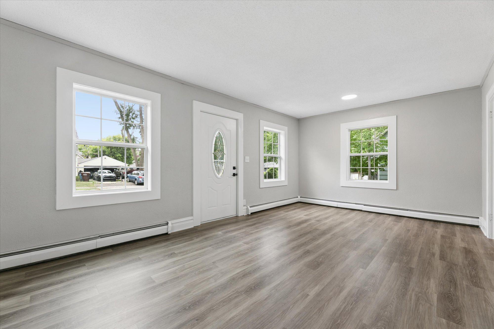 16-207 2nd Ave NW, Buffalo, MN 55313_16.jpg