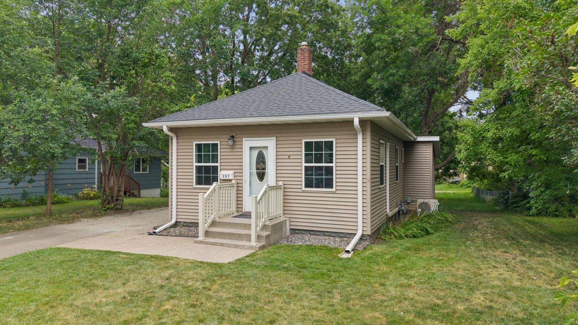 06-207 2nd Ave NW, Buffalo, MN 55313_06.jpg