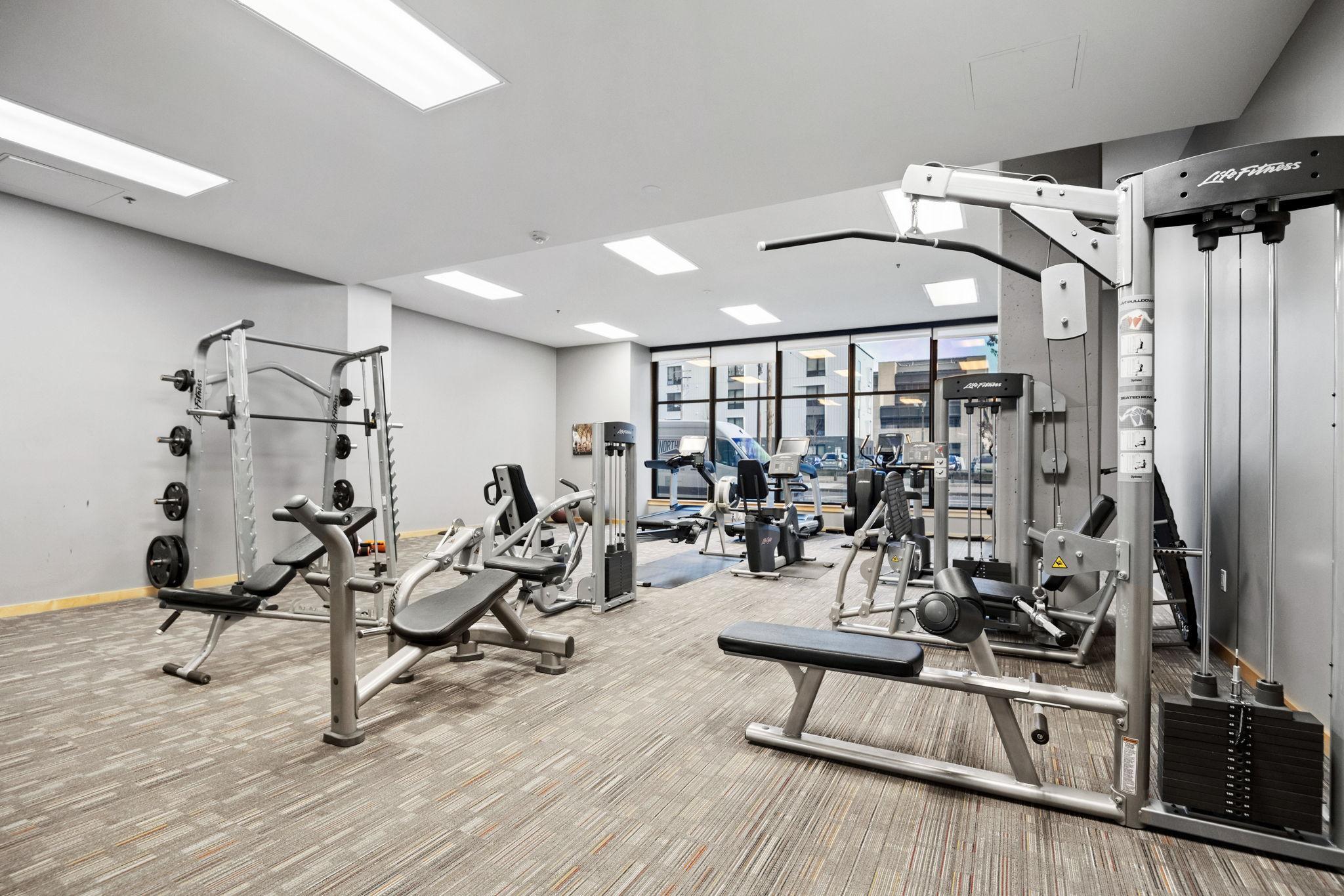 60-web-or-mls-740 Portland Ave Unit 1201-60.jpg