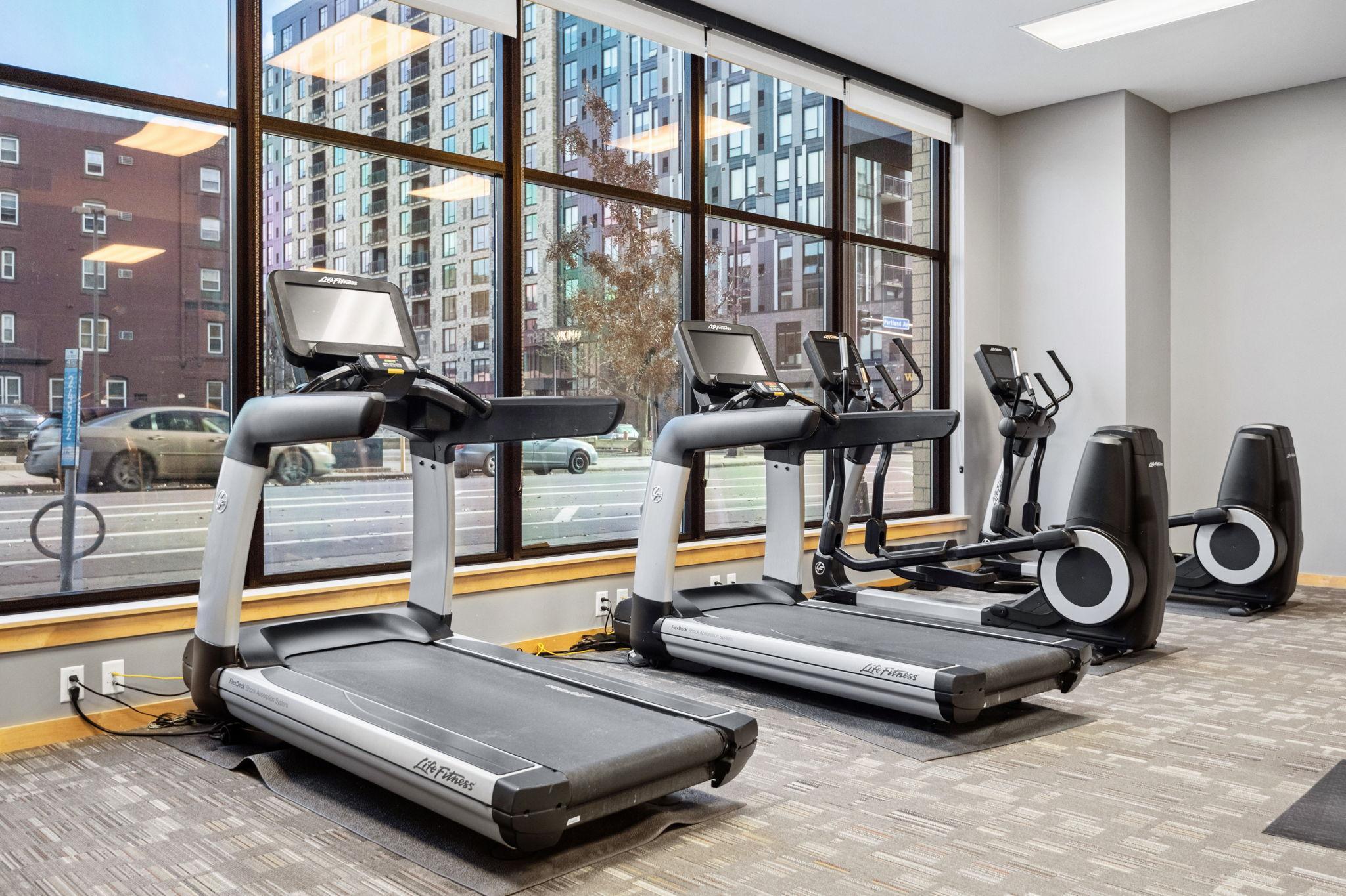 61-web-or-mls-740 Portland Ave Unit 1201-61.jpg