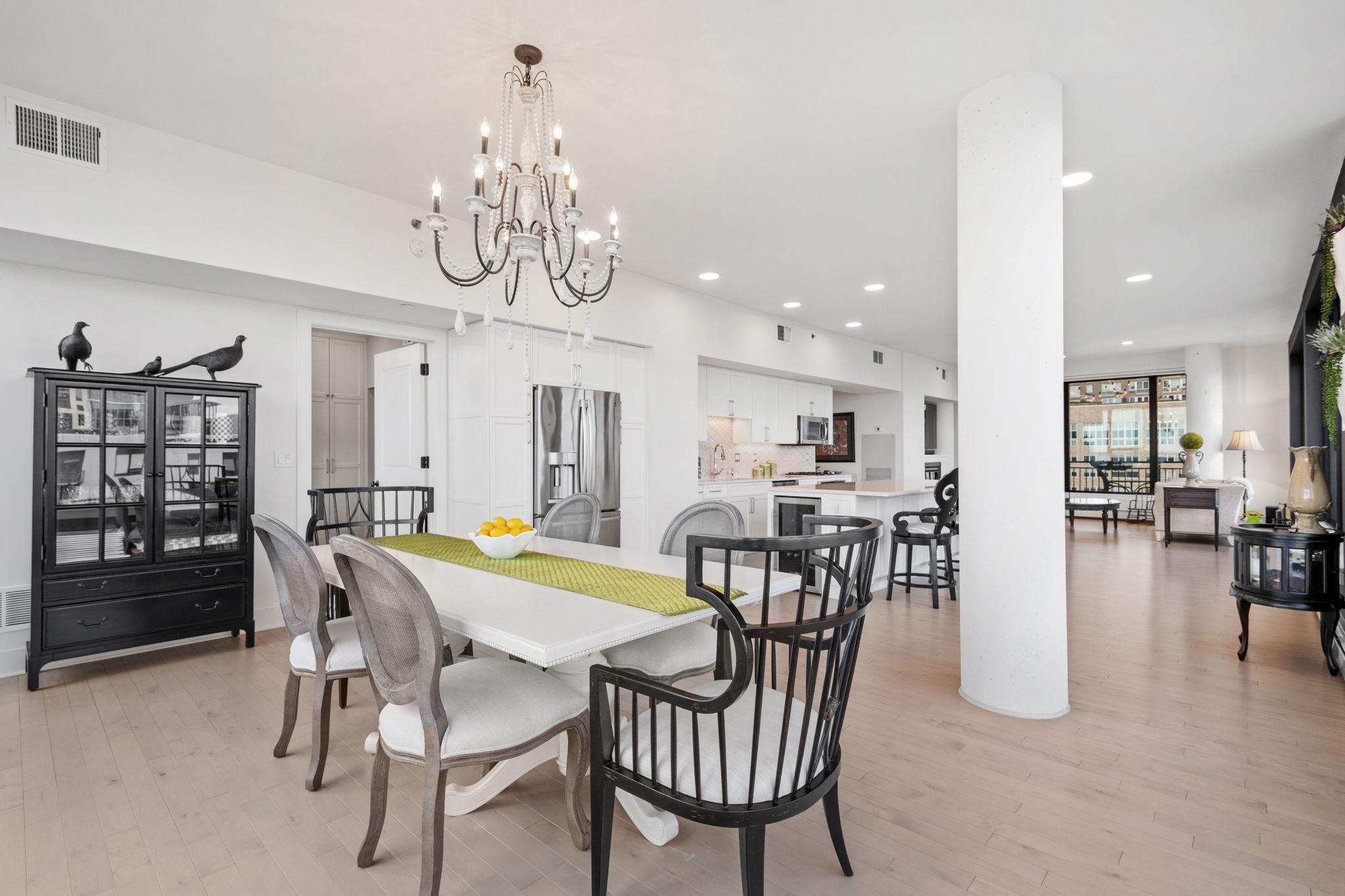 31-web-or-mls-740 Portland Ave Unit 1201-31.jpg